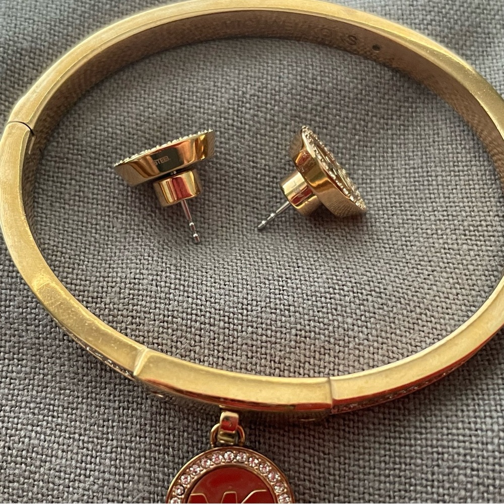 MICHAEL KORS Gold Bracelet and Earring Set MK Logo Crystals Bangle MK Charm - Picture 3 of 15